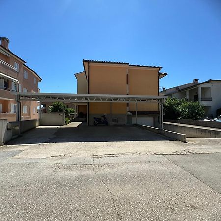 Apartman Sonata Ровинь Экстерьер фото