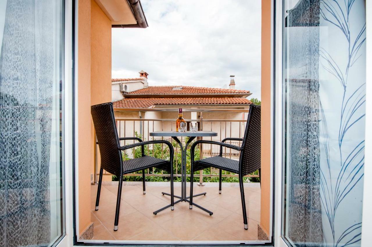 Apartman Sonata Ровинь Экстерьер фото