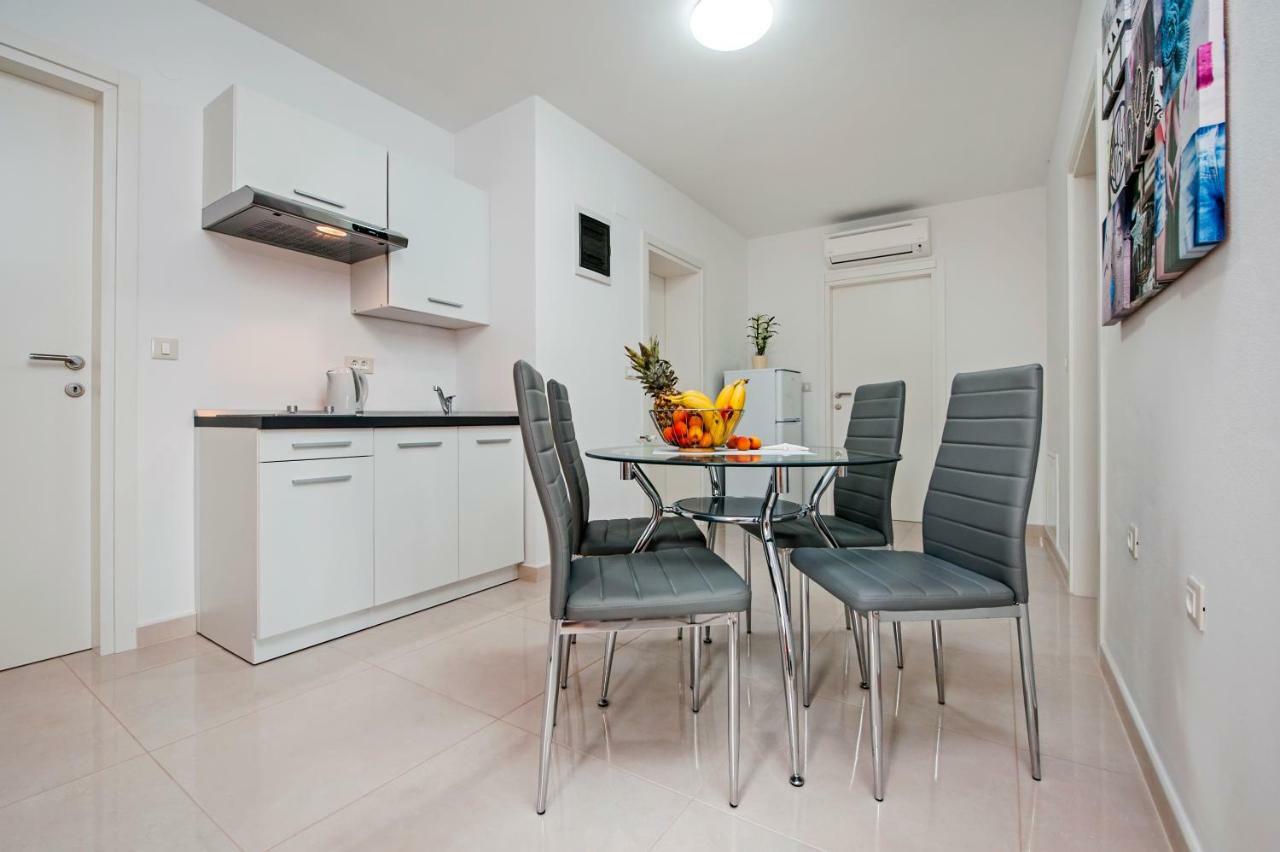 Apartman Sonata Ровинь Экстерьер фото